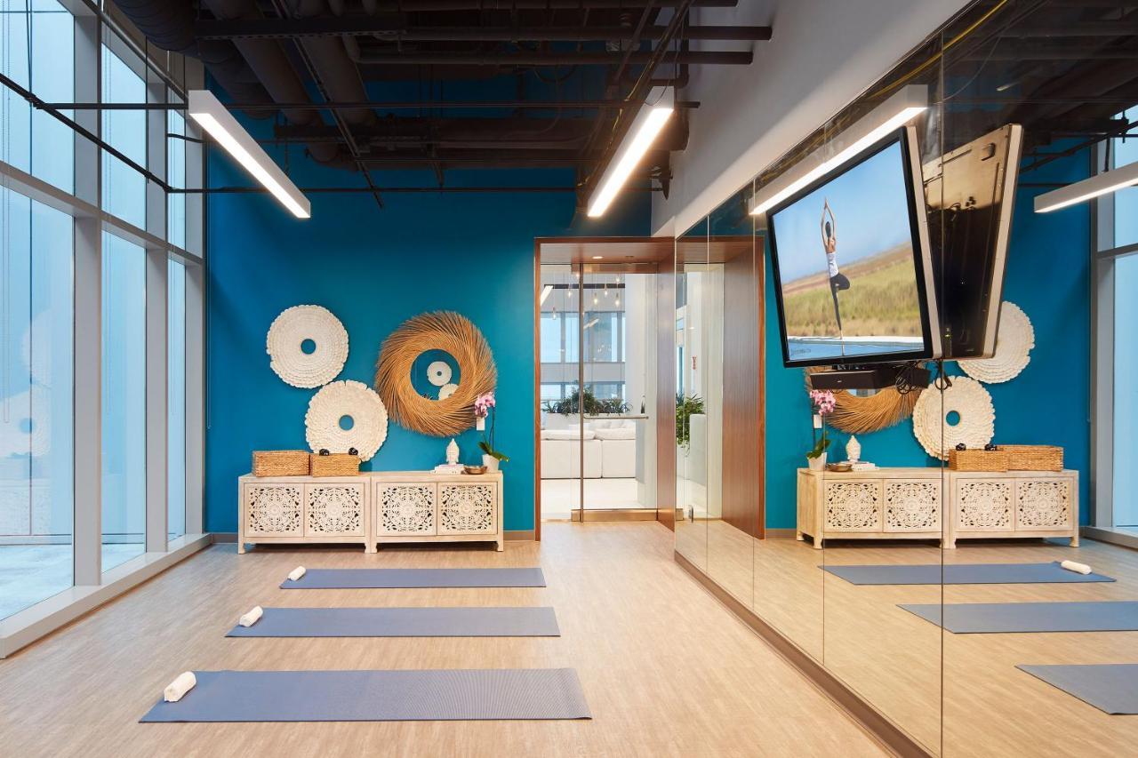 Sentral Michigan Avenue Aparthotel ชิคาโก ภายนอก รูปภาพ The yoga studio at the 1000M building