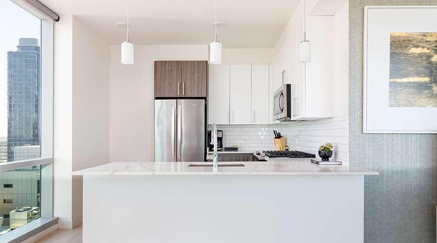 Sentral Michigan Avenue Aparthotel ชิคาโก ภายนอก รูปภาพ A kitchen in a typical apartment